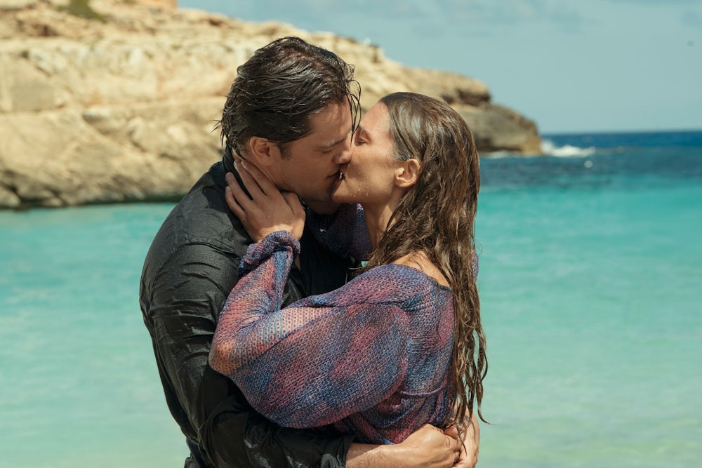 fall for me netflix 2024